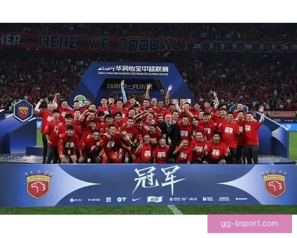 阿兰在2026赛季中超连场进球助力中国男足冲击联赛冠军